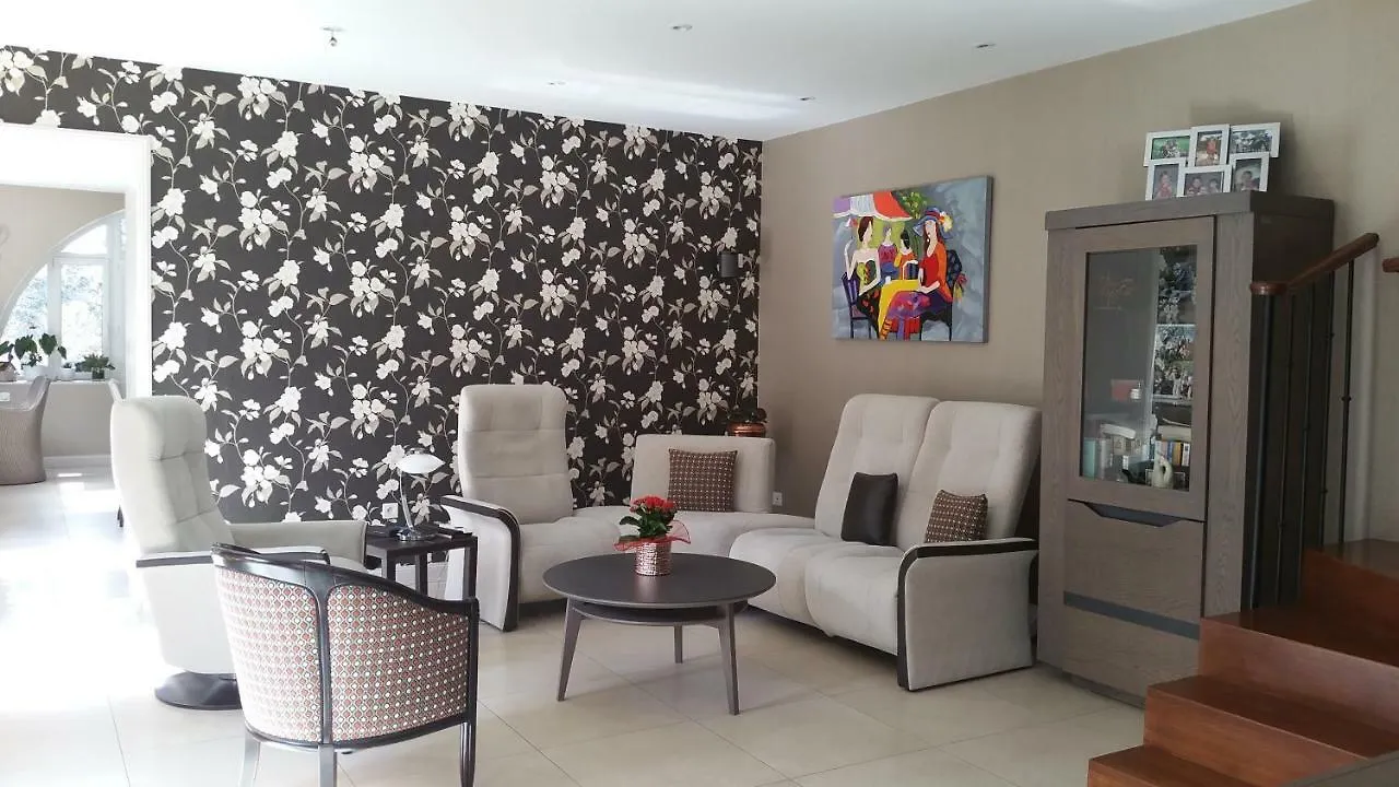 **** Guest house Les Rosiers Hotel Argentre-du-Plessis France